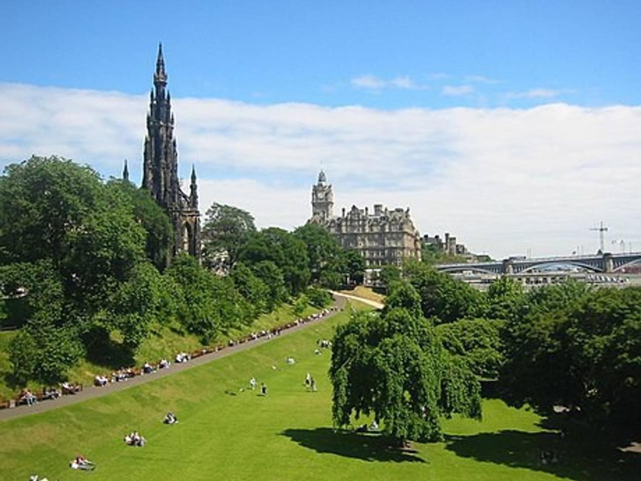 Guestready - Stylishly Presented City Centre Ap Appartement Edinburgh Buitenkant foto